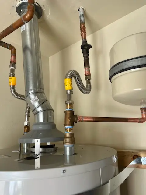 Water heater installation and plumbing repair in Northpark